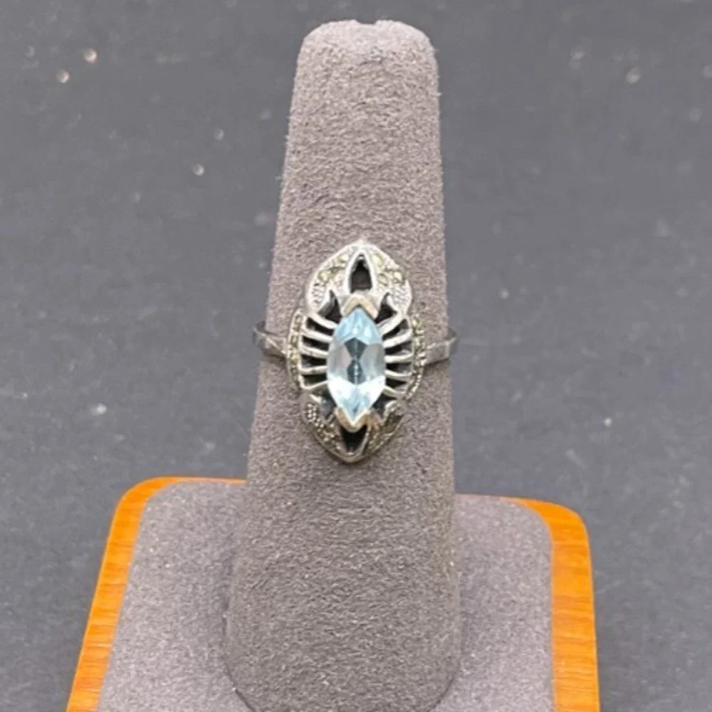 Vintage 925 Sterling Silver Aquamarine Blue Marquise Marcasite Ring Size 6.75